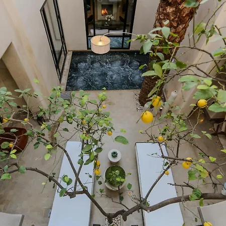 Riad Ko Nova